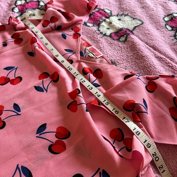 Kate Spade cherry blouse 🍒 - Picture 3 of 4